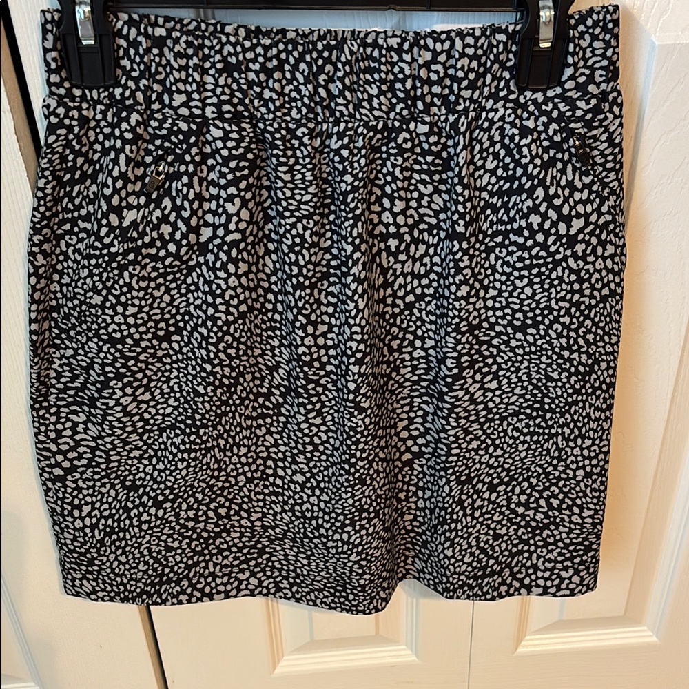 Lou & Grey Patterned Skort-XS